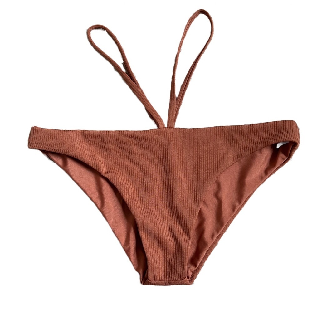 SHEIN TAN STRAPPY RIBBED MID RISE CHEEKY BIKINI BOTTOMS SIZE SMALL